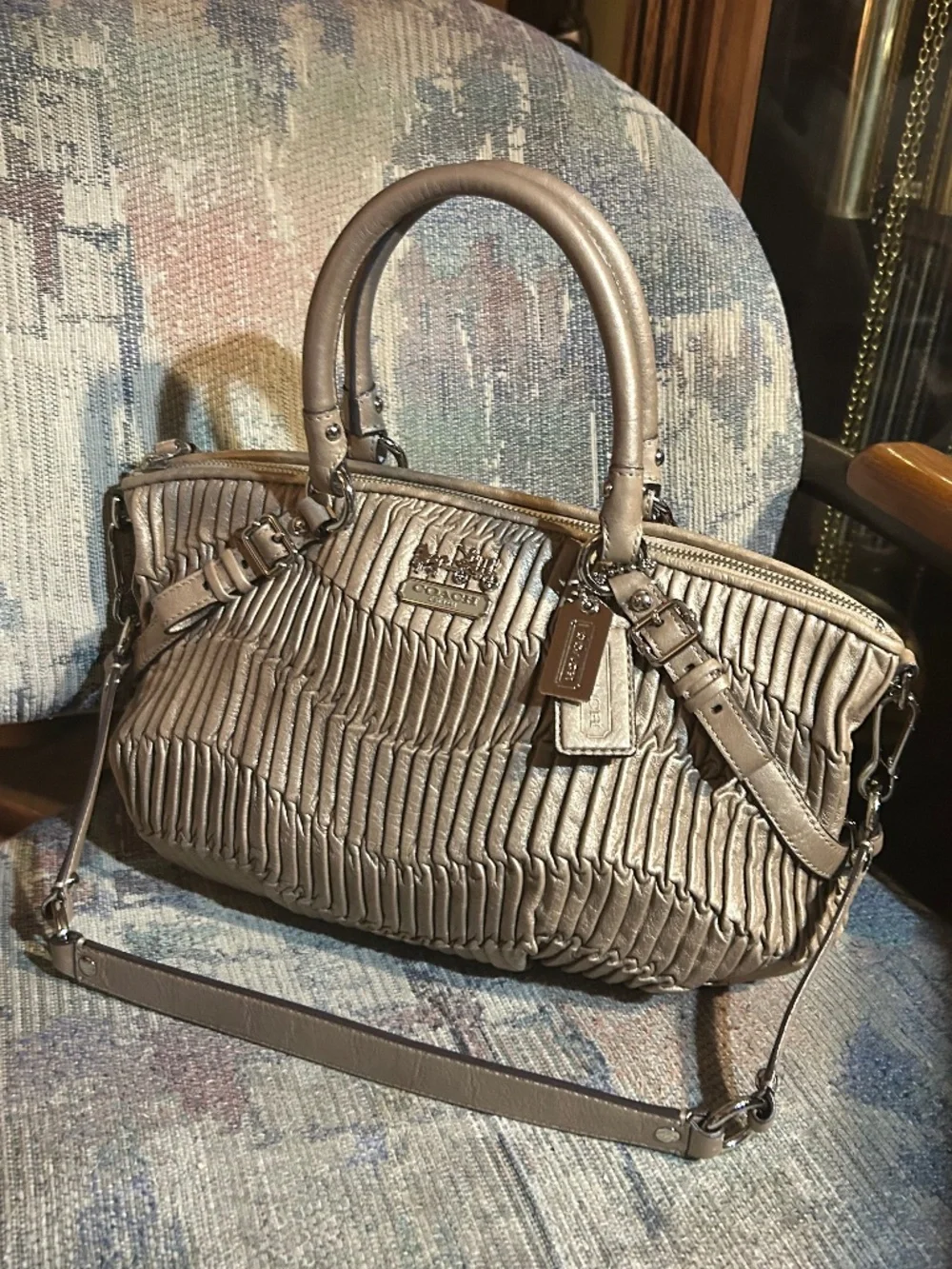 Authentic Coach Ruched Leather dusty lavender Madison  Satchel