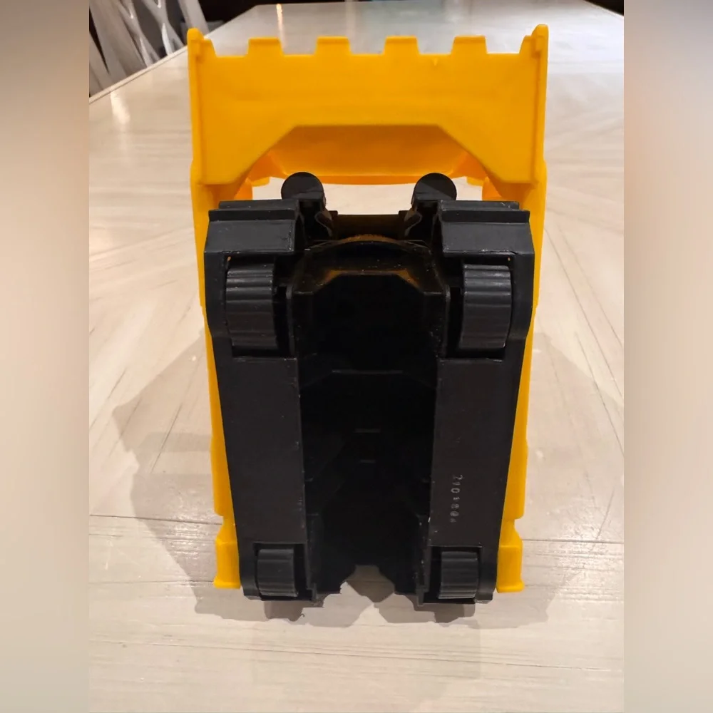 CAT Trucks cat construction