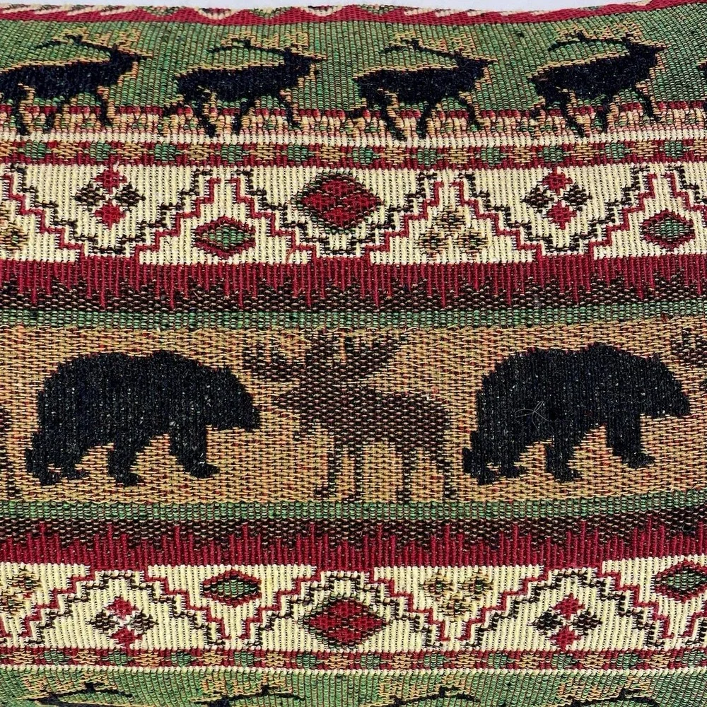 N/A cabin wildlife