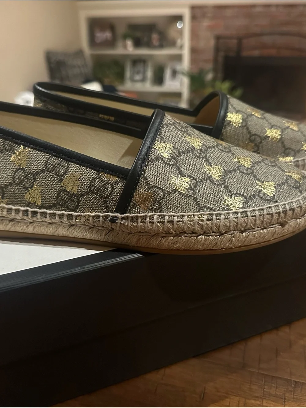 Gucci espadrilles signature