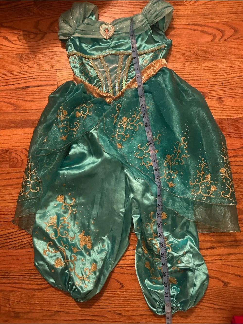 Disney girl’s turquoise