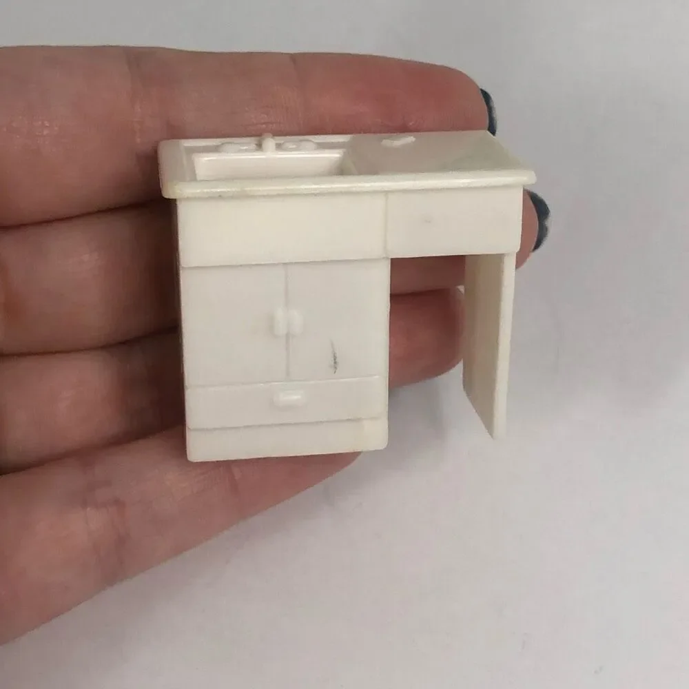 Vintage dollhouse furniture