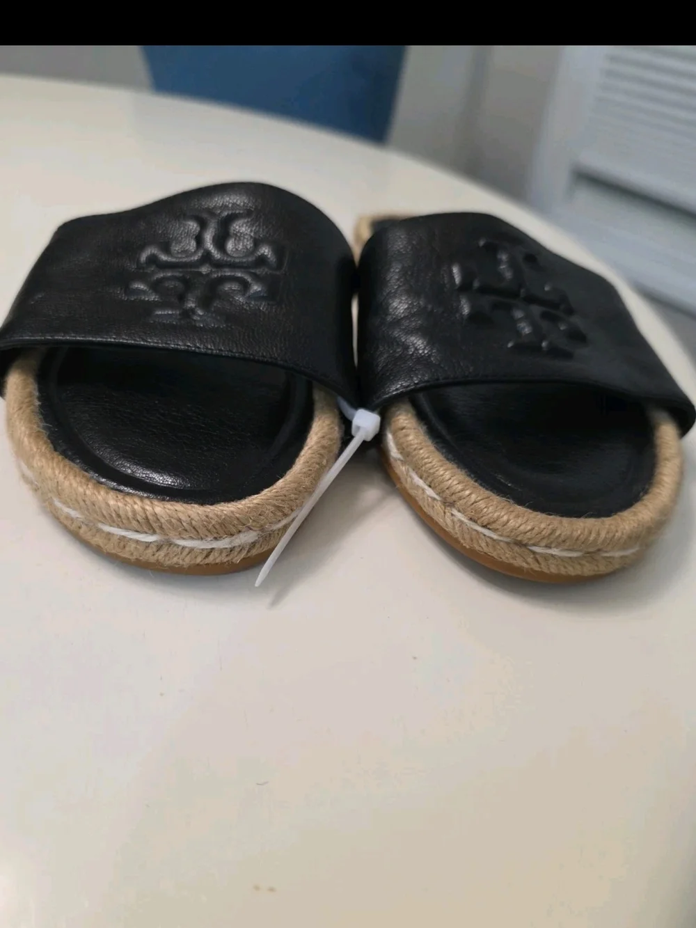 Tory Burch excellent pre