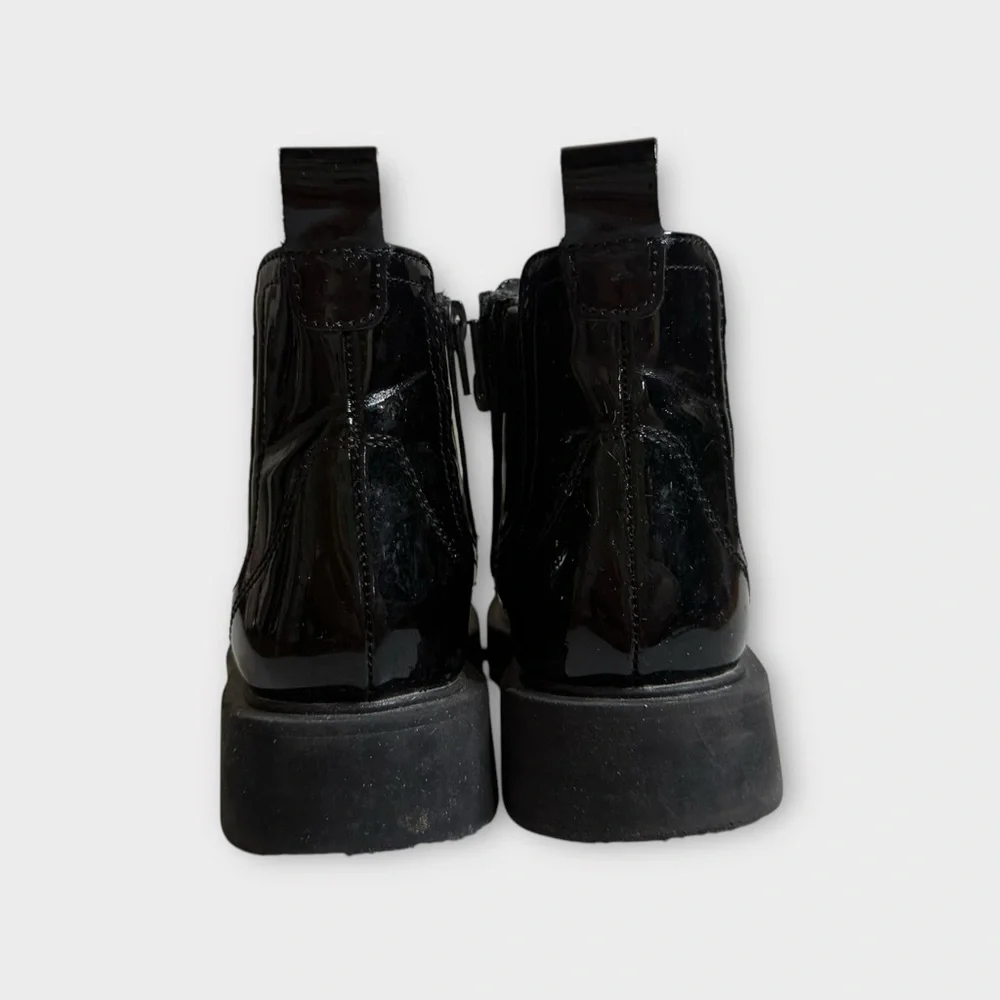 Zara black chelsea