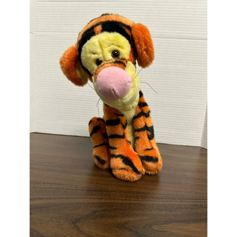 Disney Store Tigger Plush Winnie the Pooh 10 Inch Curly Tail 10