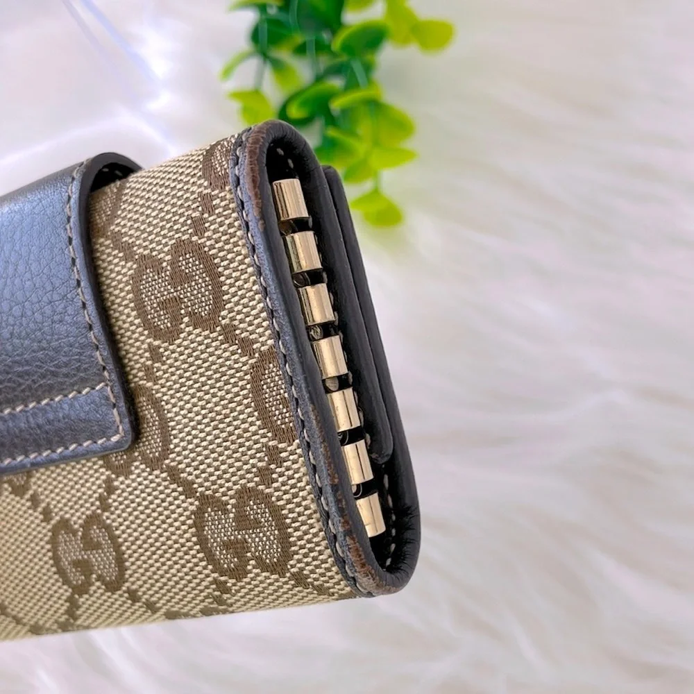 Gucci excellent key