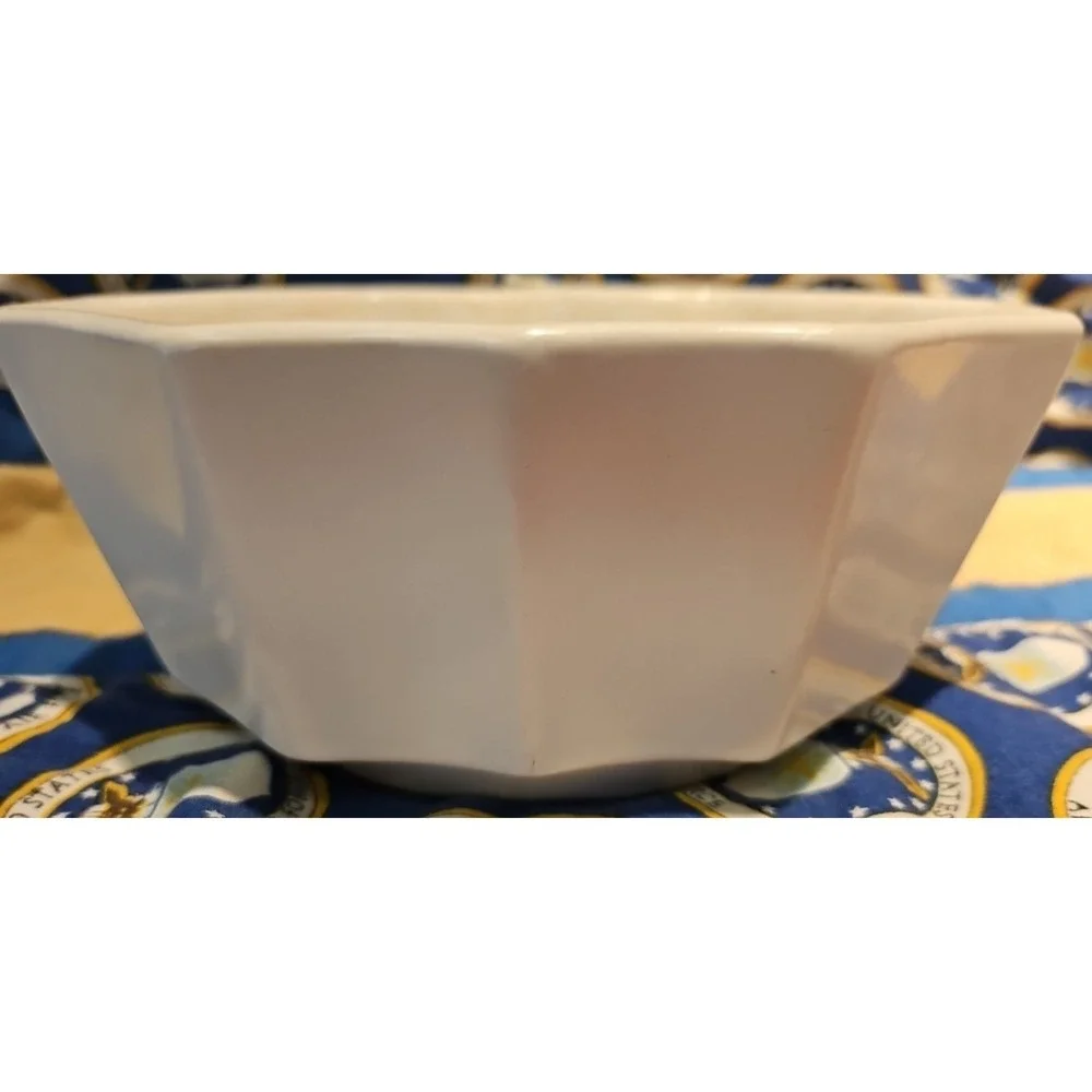 Vintage‎ White Planter Bowl Hull 447 USA 6.75