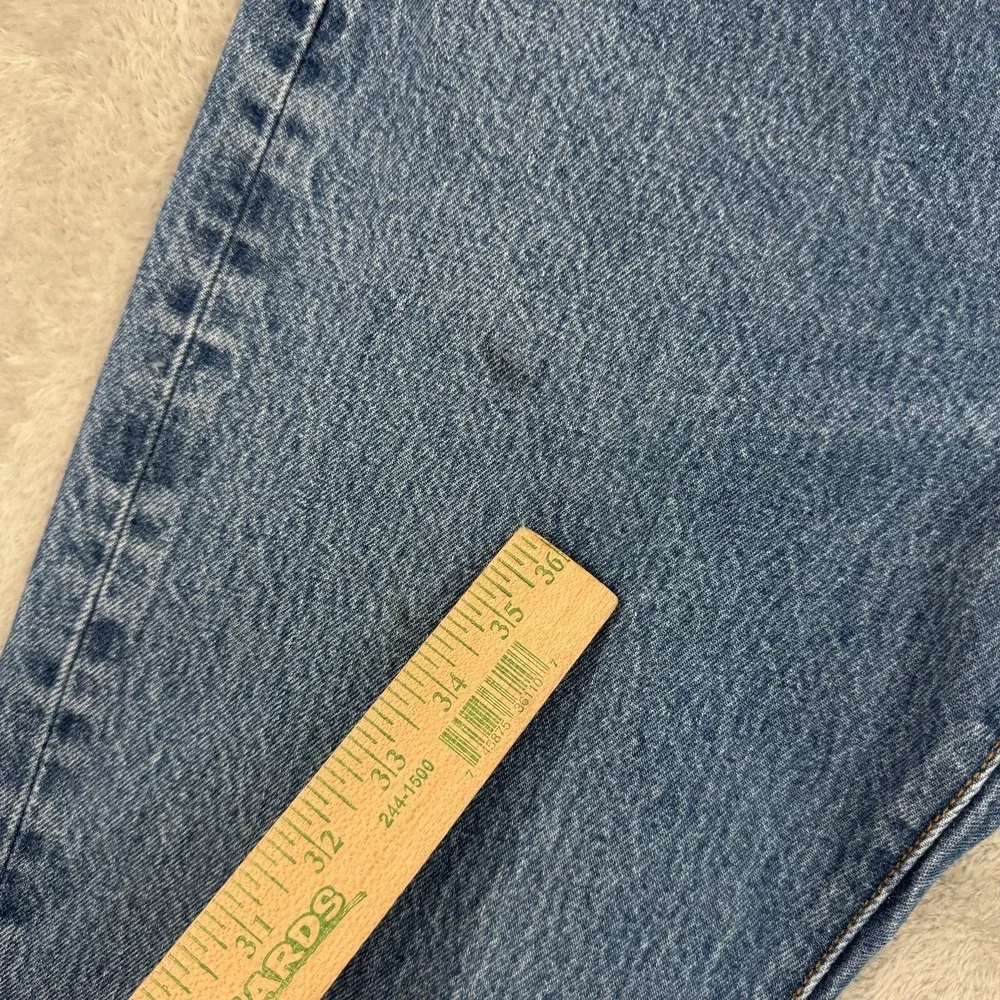 Levis tag says