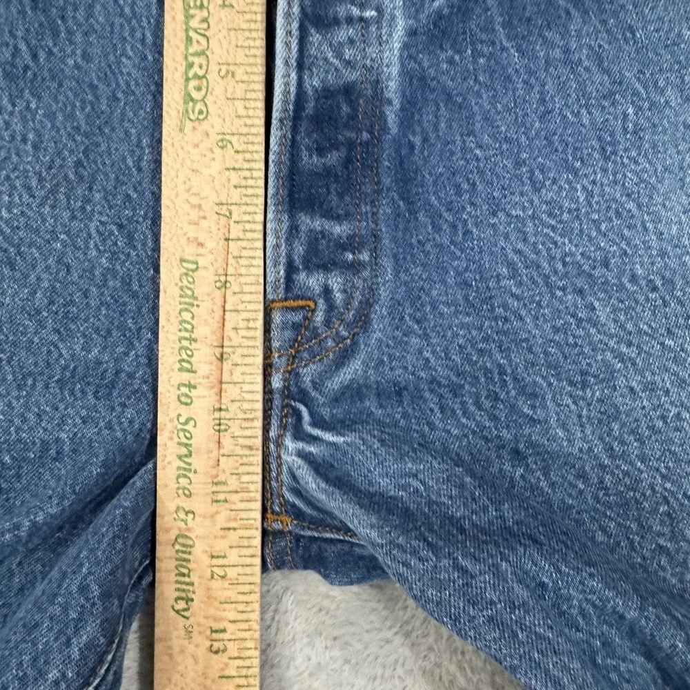 Levis tag says