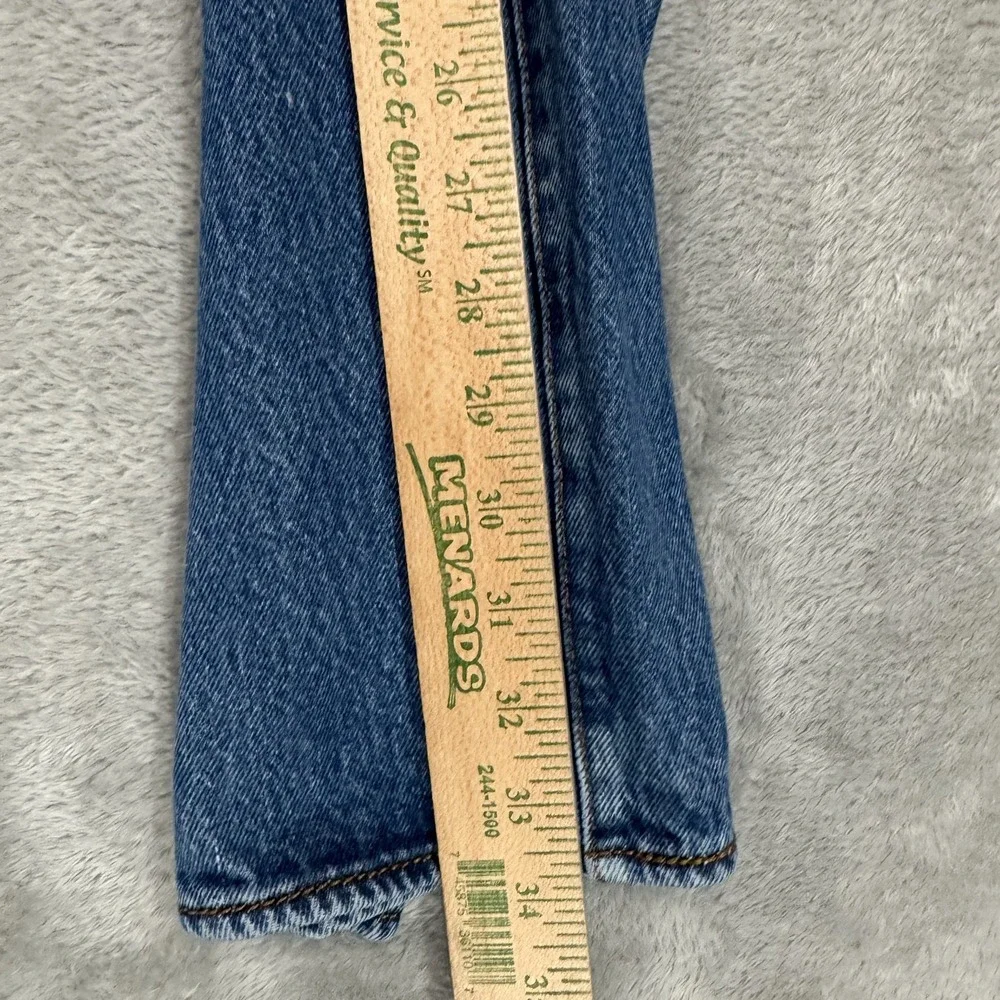 Levis tag says