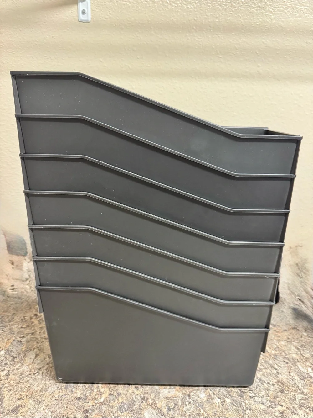 7  black connectable Organizer bins