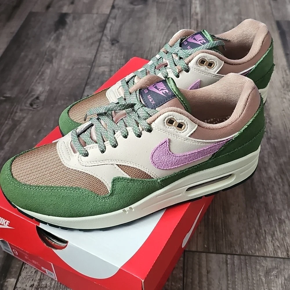 Nike Air Max 1 SH Treeline Sneakers