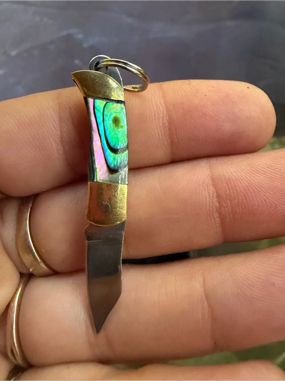 Handmade compact keychain