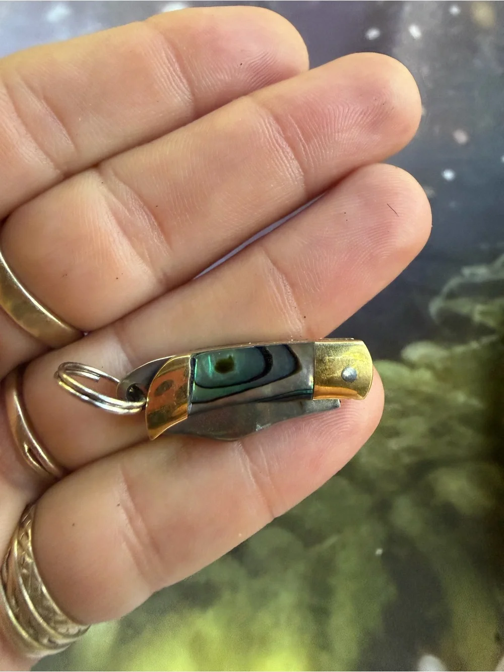 Handmade compact keychain