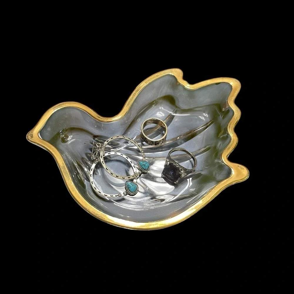 Mikasa golden dove