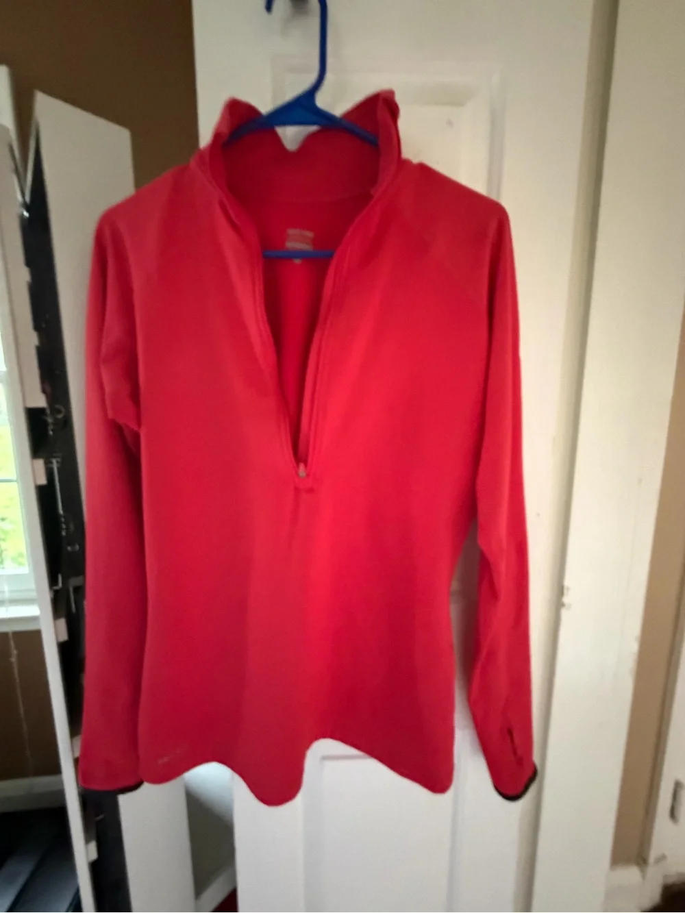 Nike women pullover