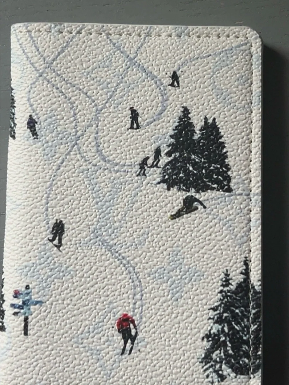 Louis Vuitton compact louis