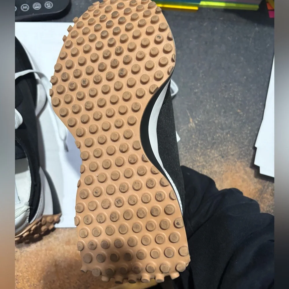 Steve Madden outsole grip steve