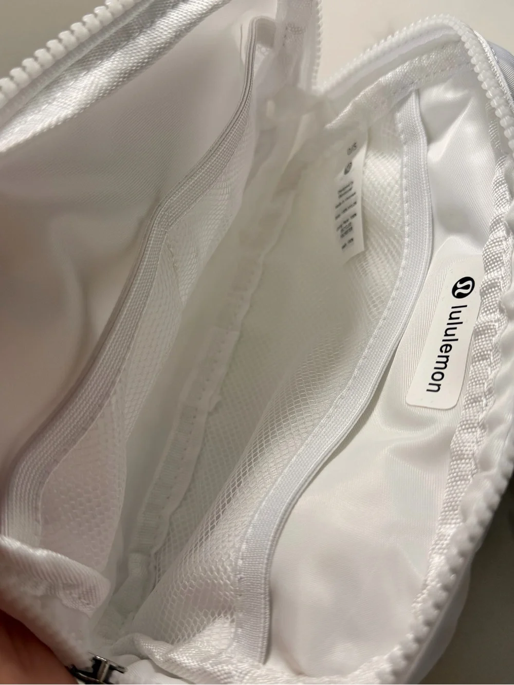 lululemon athletica minimal white