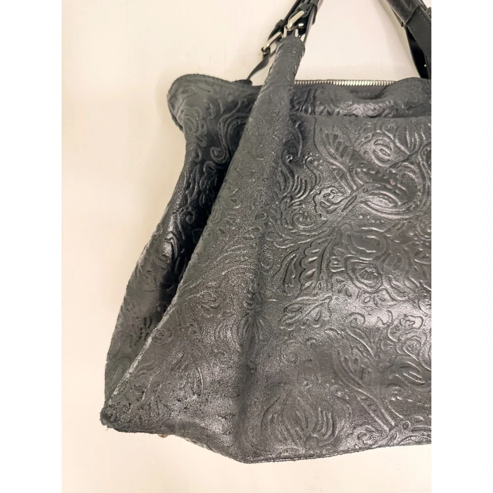 Isadora black leather