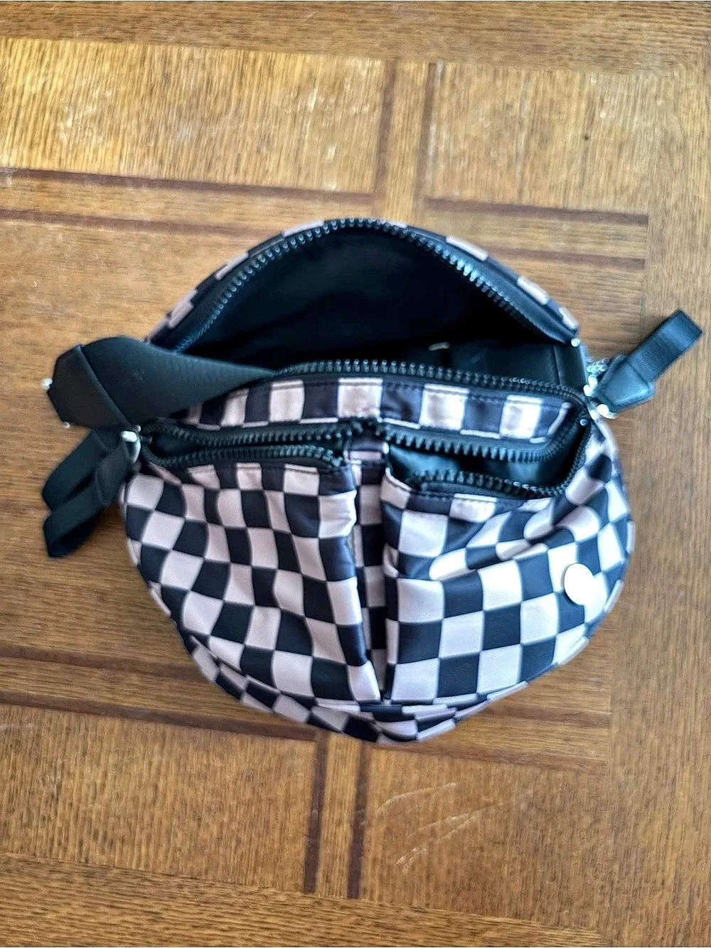 Iris & Rainbow checkered crossbody