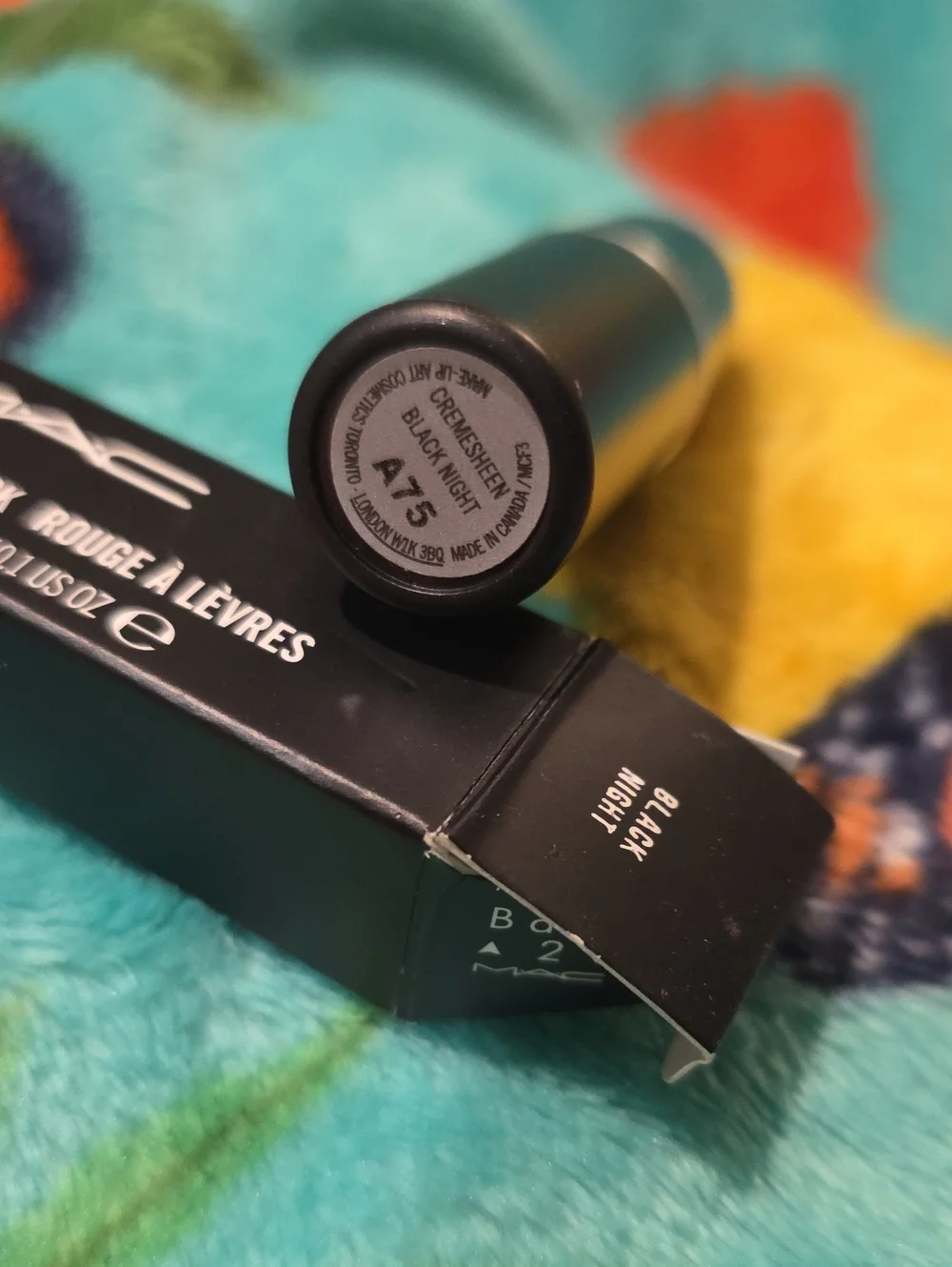 MAC Cosmetics black night