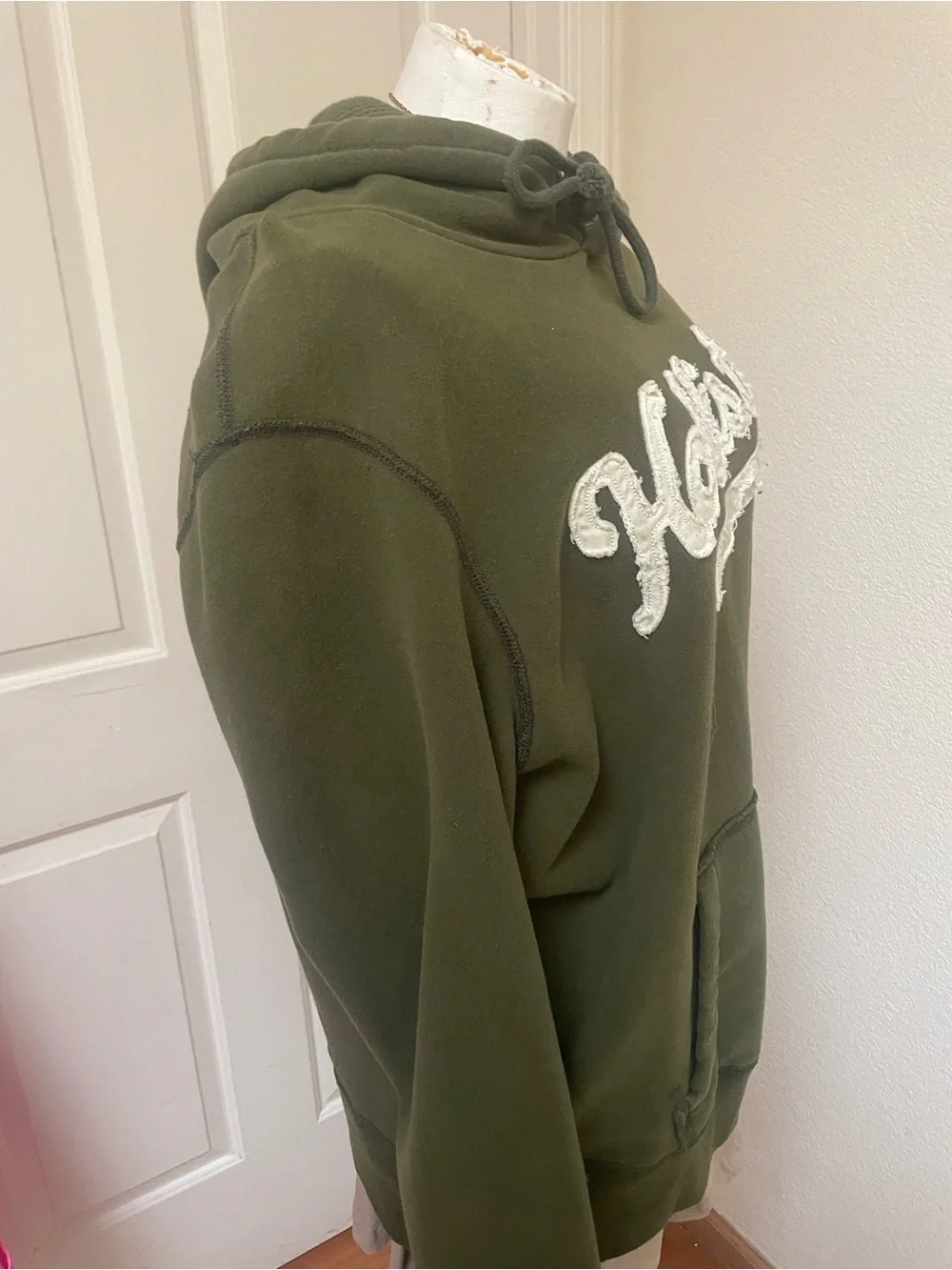 Hollister crewneck hoodie