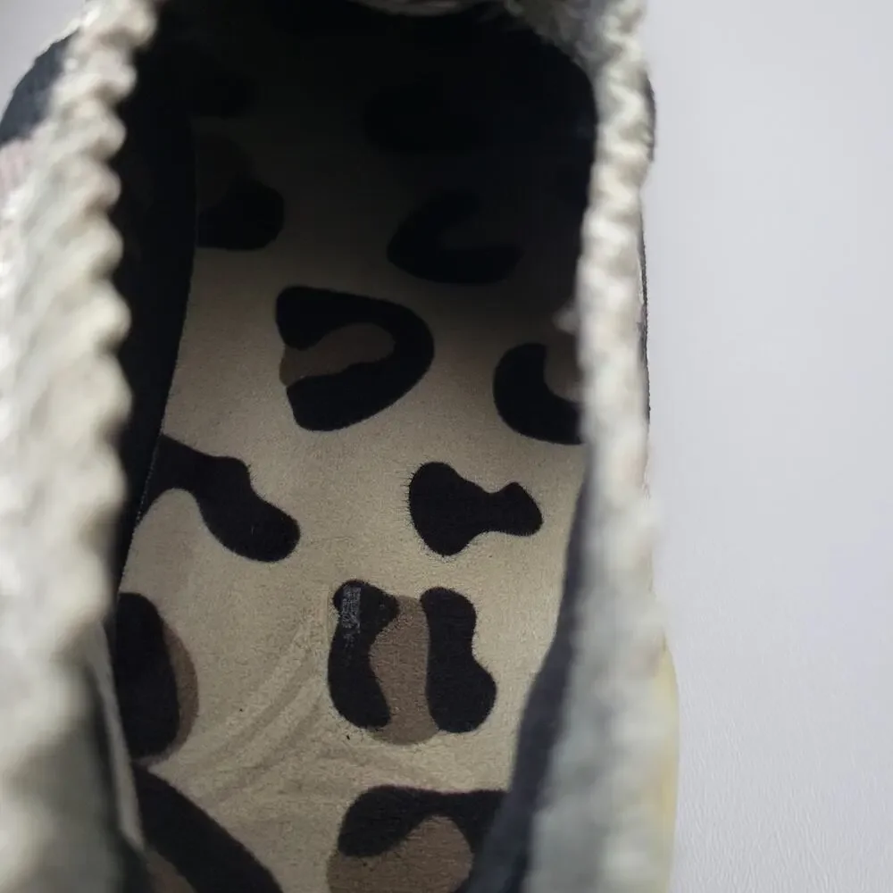 adidas please view