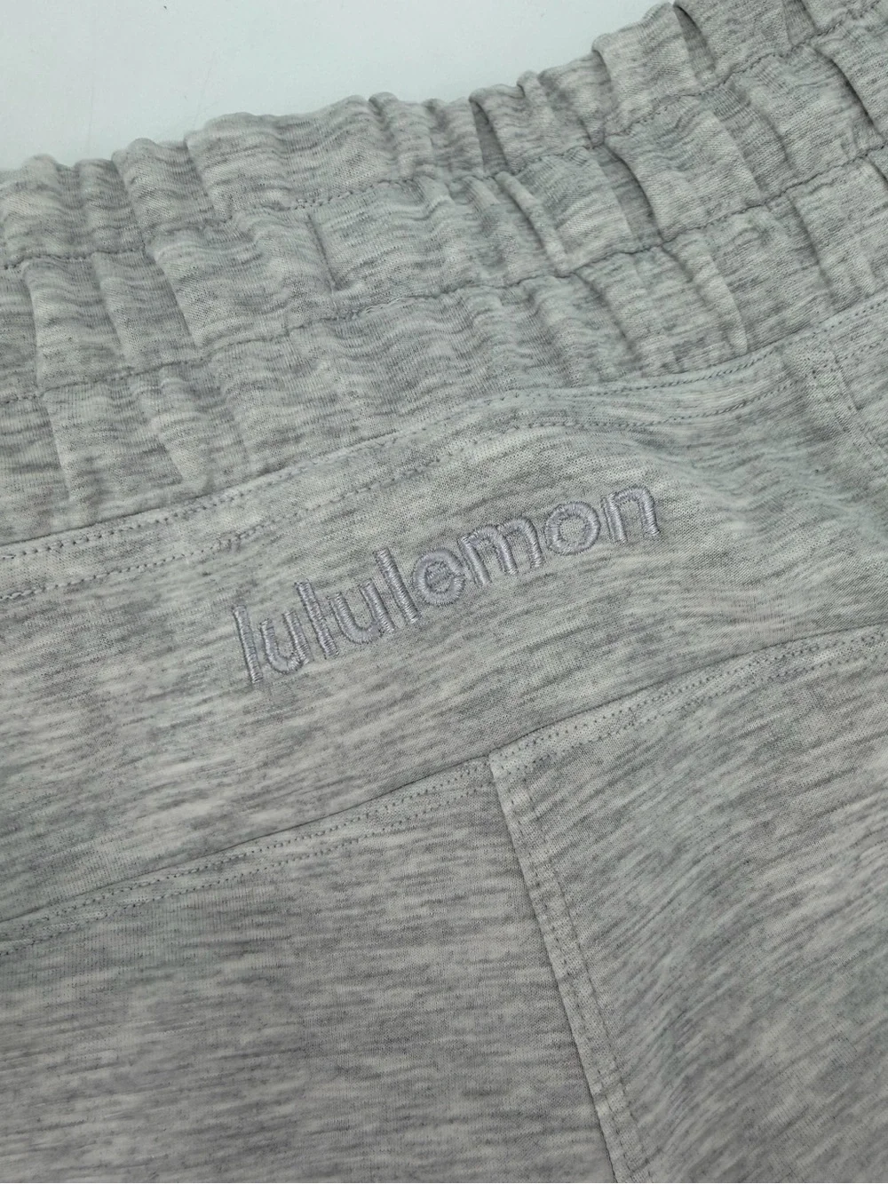 lululemon athletica excellent used