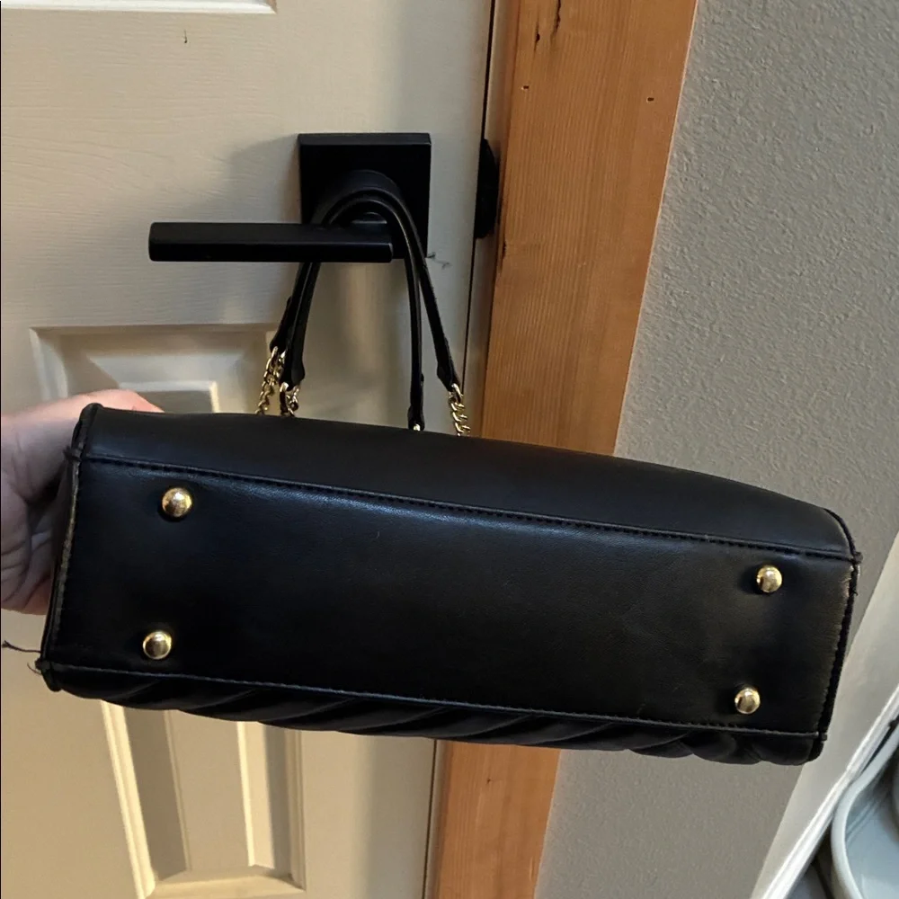 Ellen Tracy sleek black
