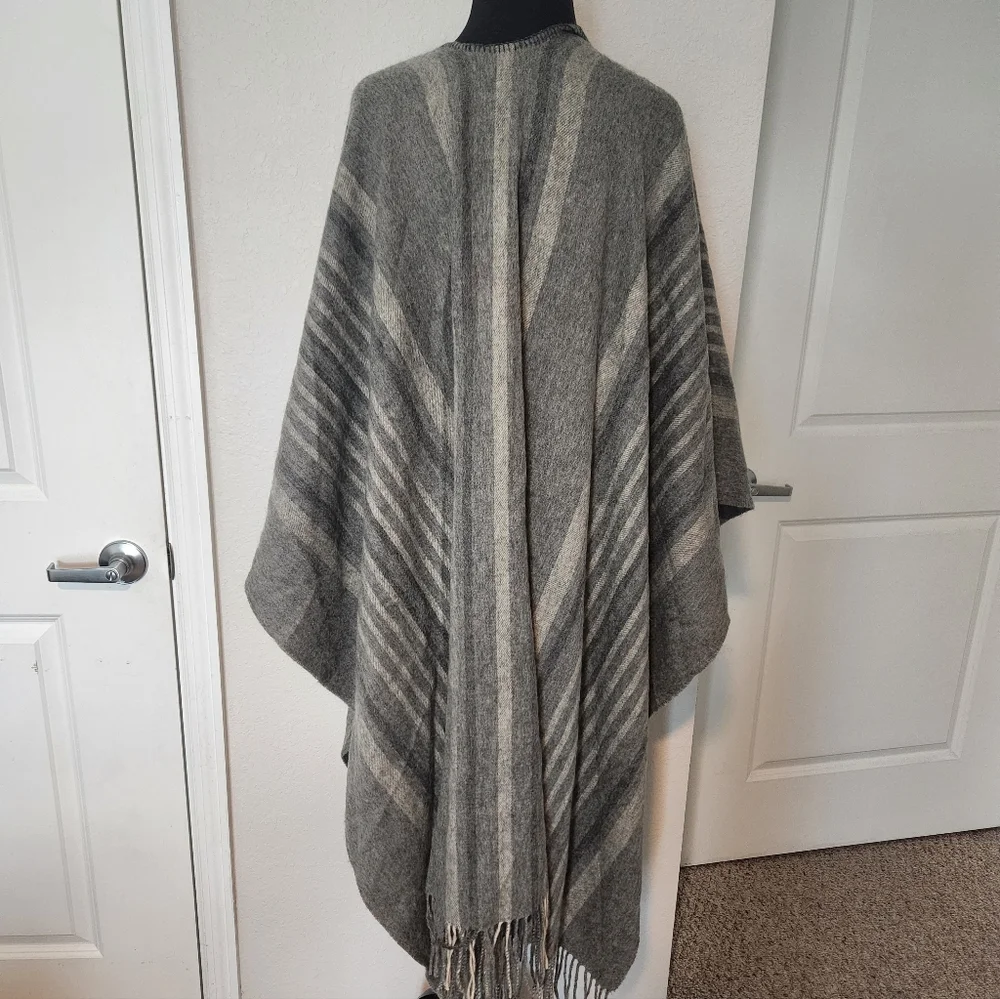 Claudia Nichole elegant gray