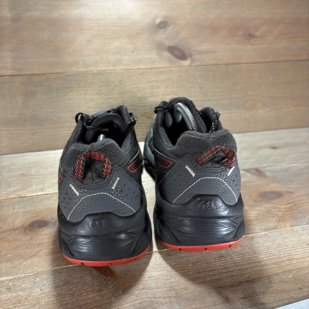 Asics pre owned
