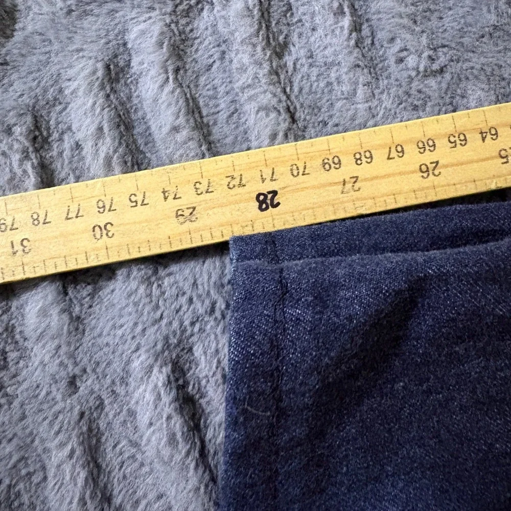 Levis measurements waist
