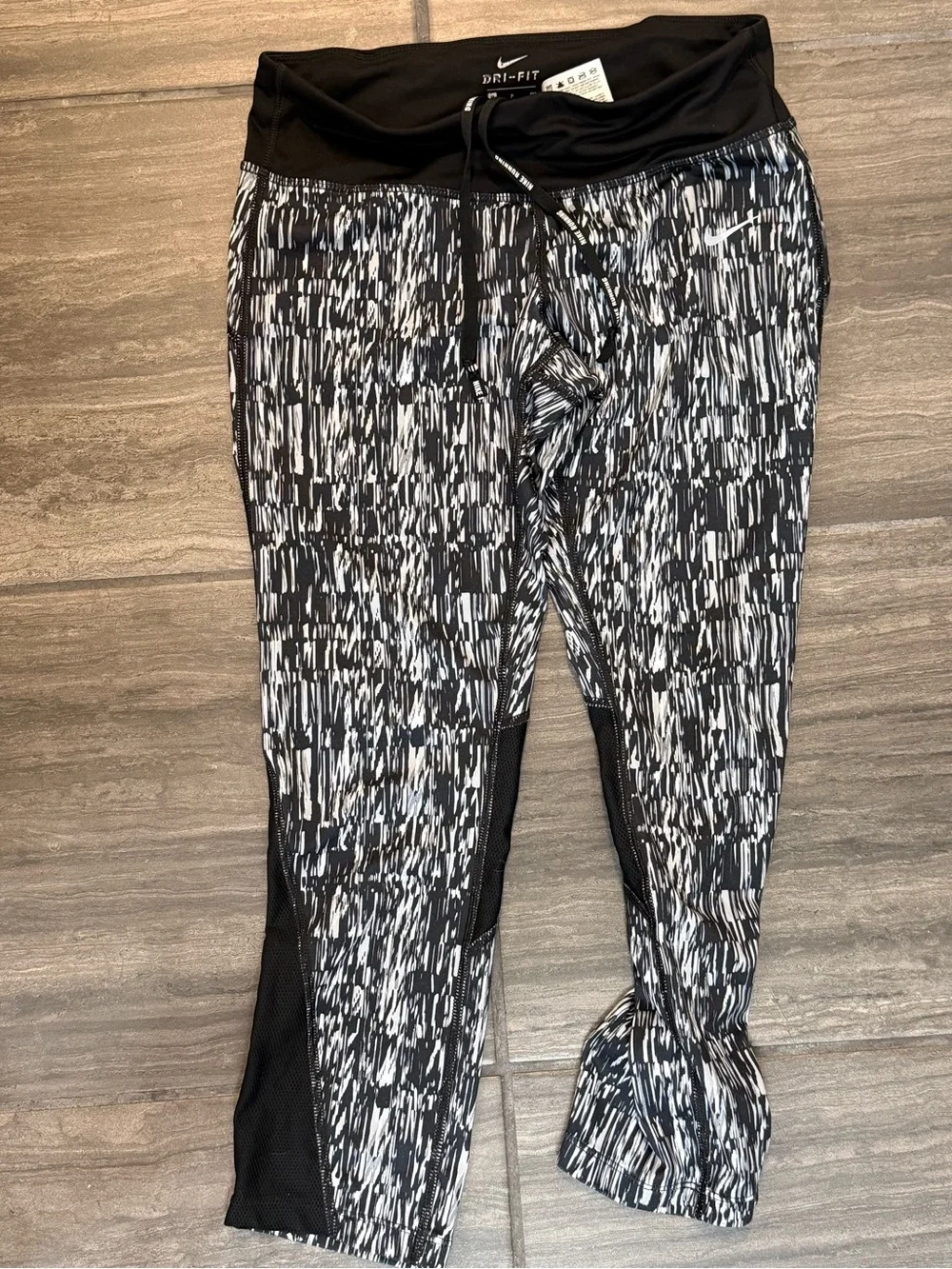 Nike stretchy active