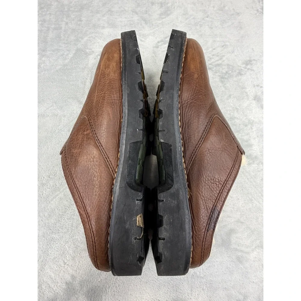 UGG men ascot