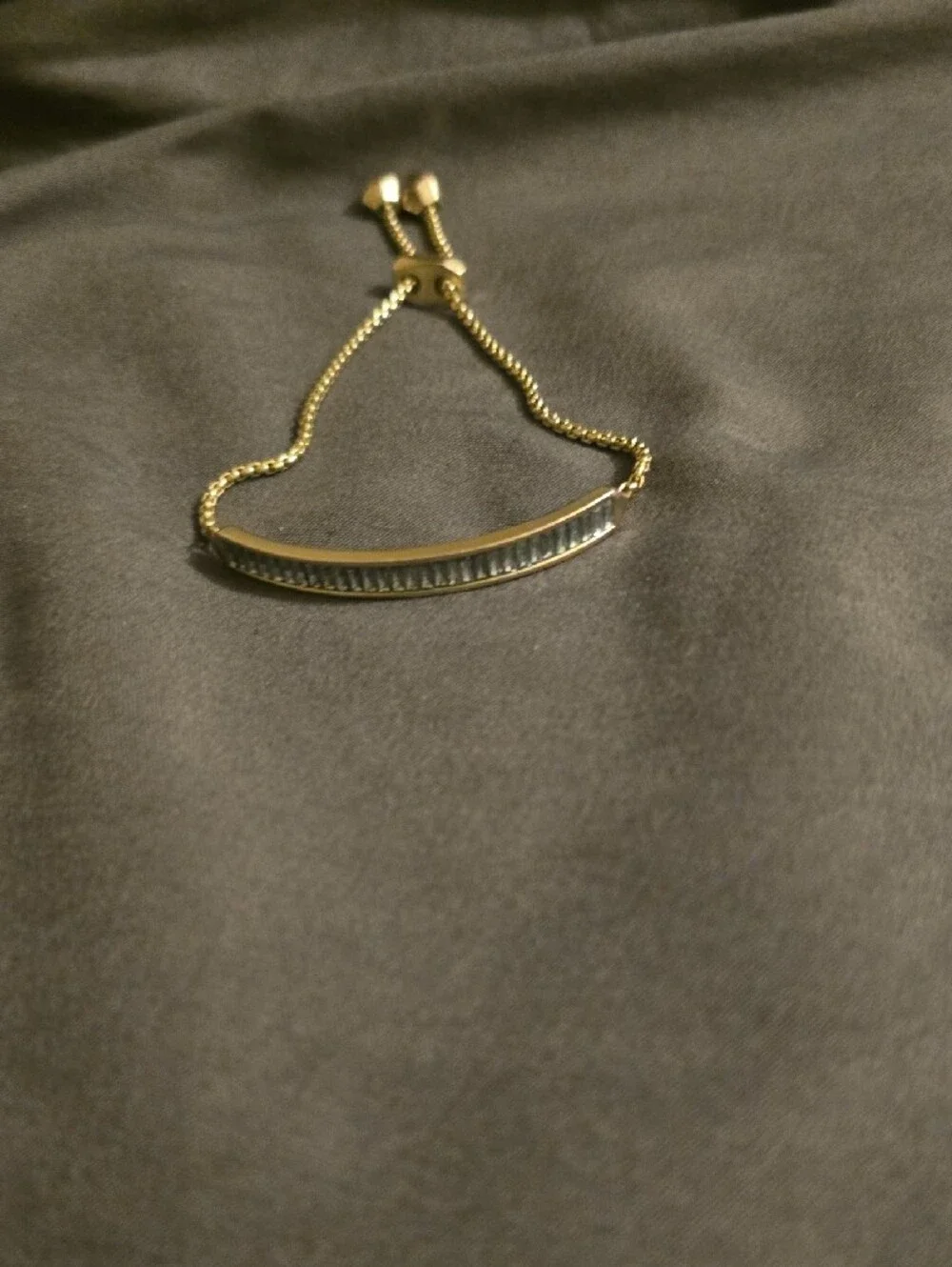 N/A elegant gold
