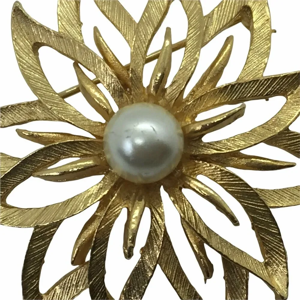 Vintage women gold