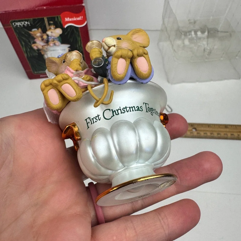 Hallmark vtg 2000
