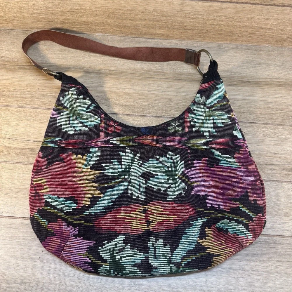 Altiplano Shoulder Bag Leather Handle Guatamala‎ Artisan Handcrafted Multicolor