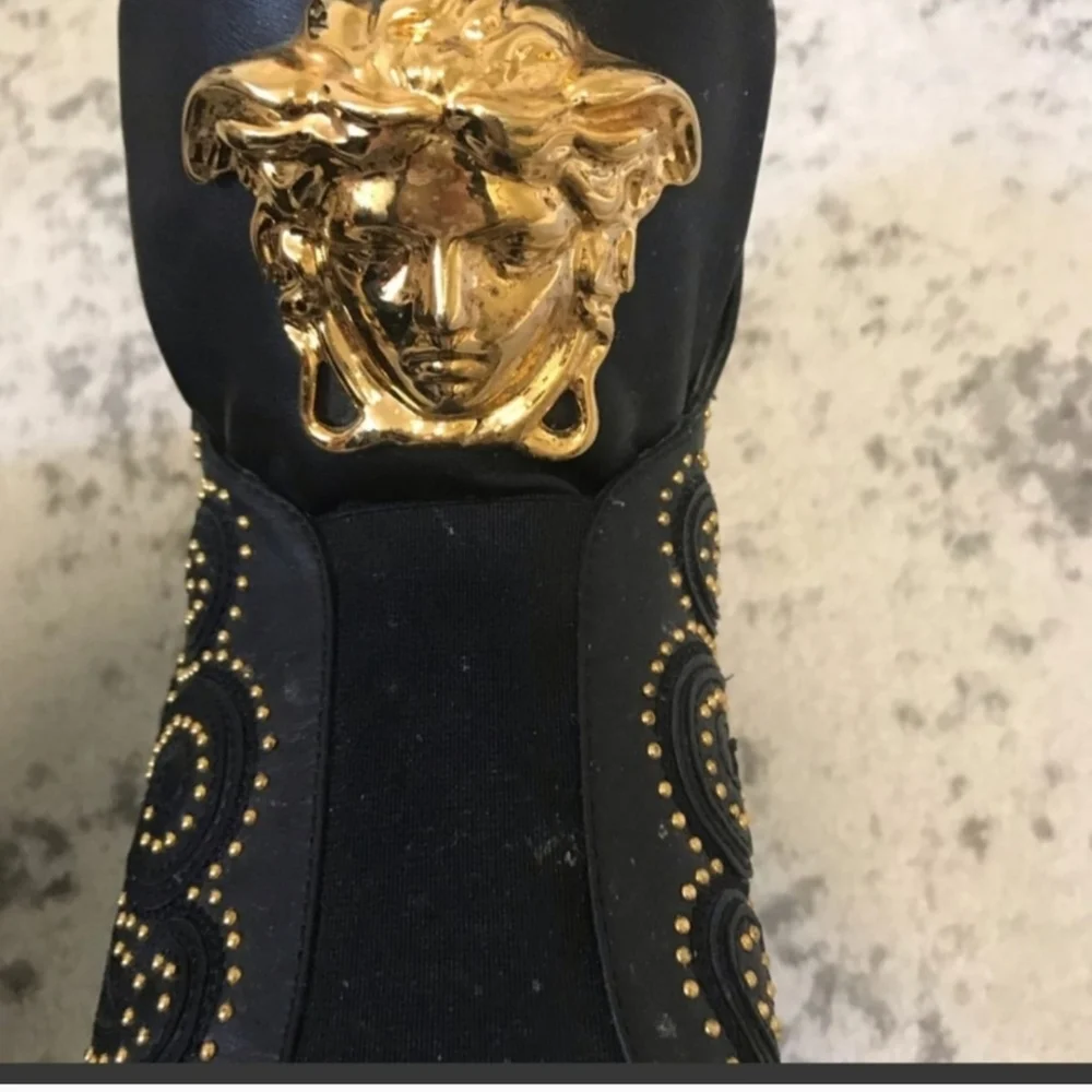Versace experience luxury