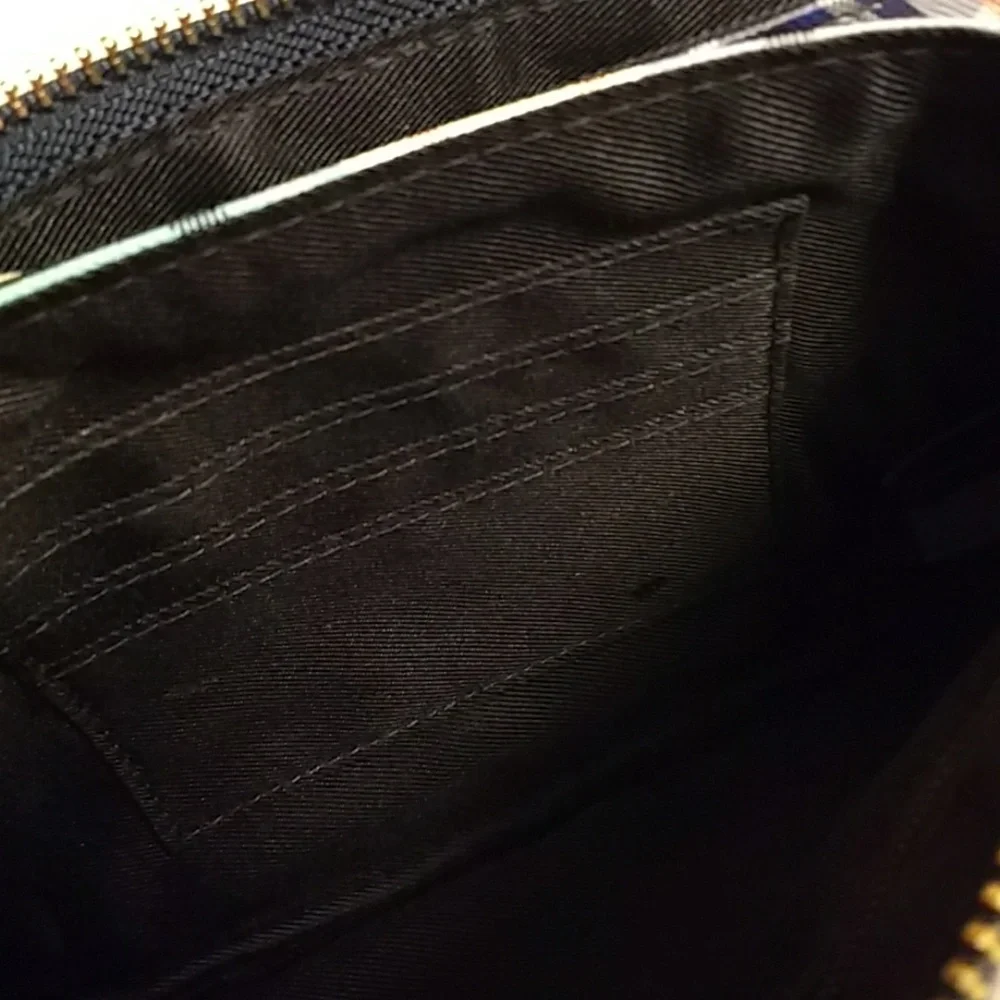 Apt. 9 product features
