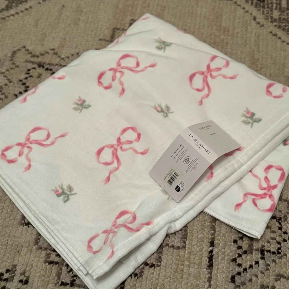 Laura Ashley laura ashley