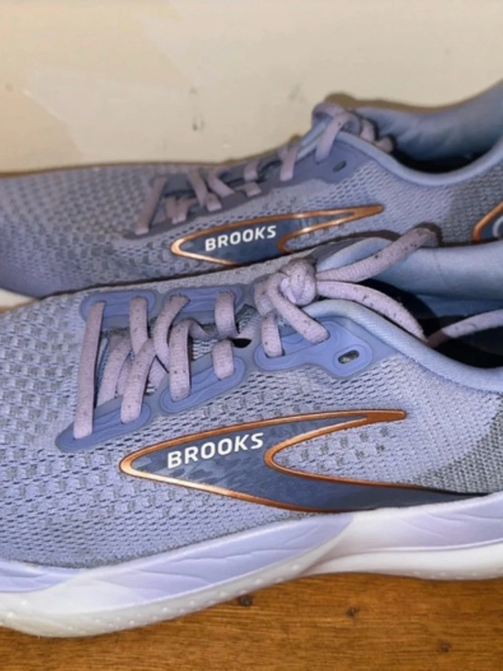 Brooks Glycerin - Women 9.5 Lavender Athletic Running Shoes