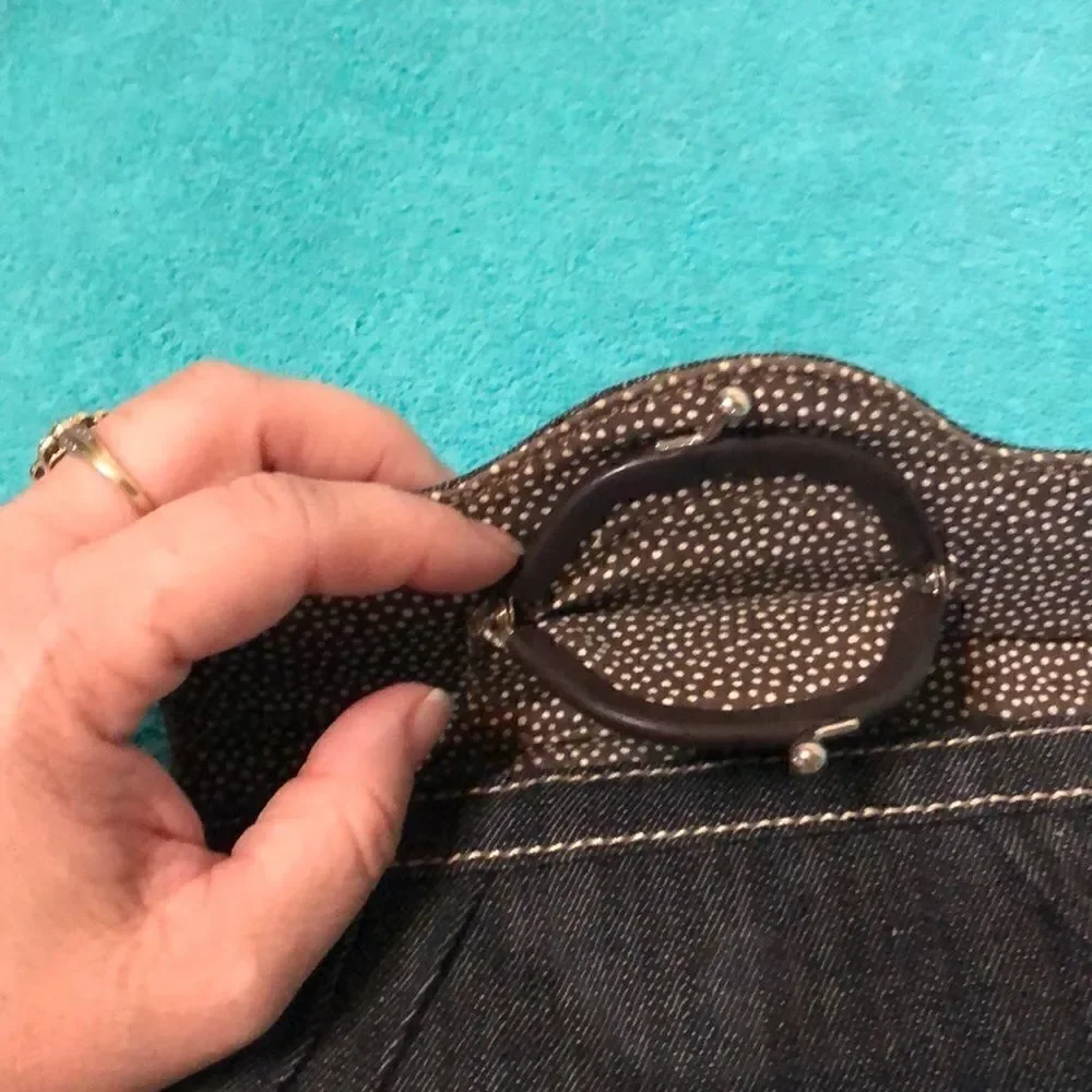 Thirty One Wallet