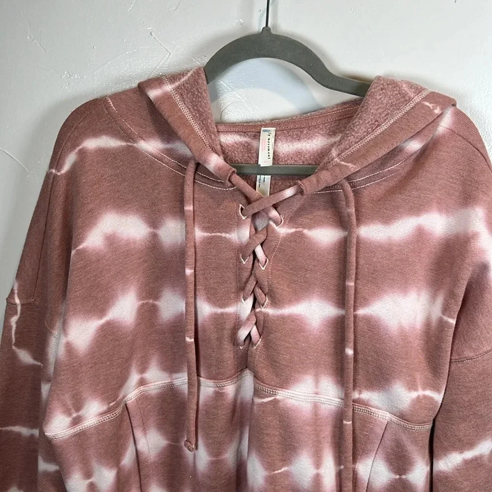 Free People reposhing this