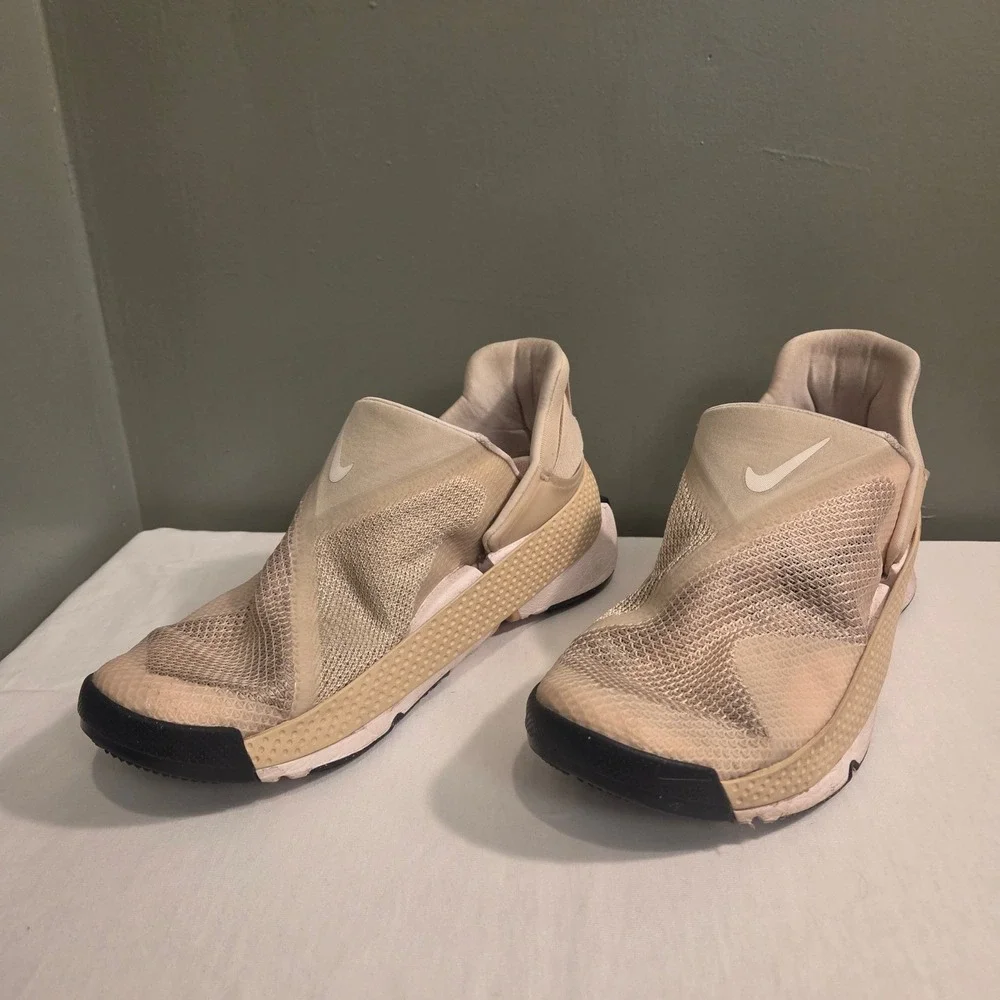 Nike Women's Go FlyEase Easy On/Off Sneakers, Size 8.5,‎ Light Tan Cream