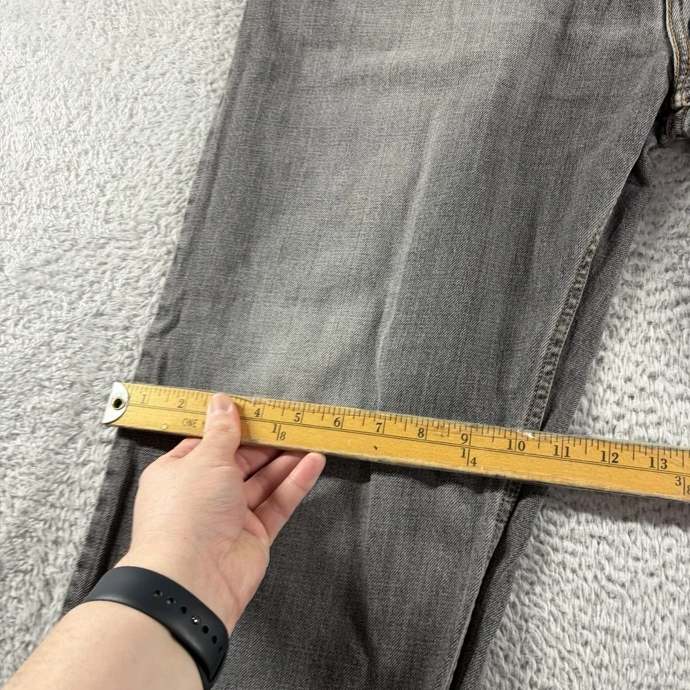 Levis excellent pre