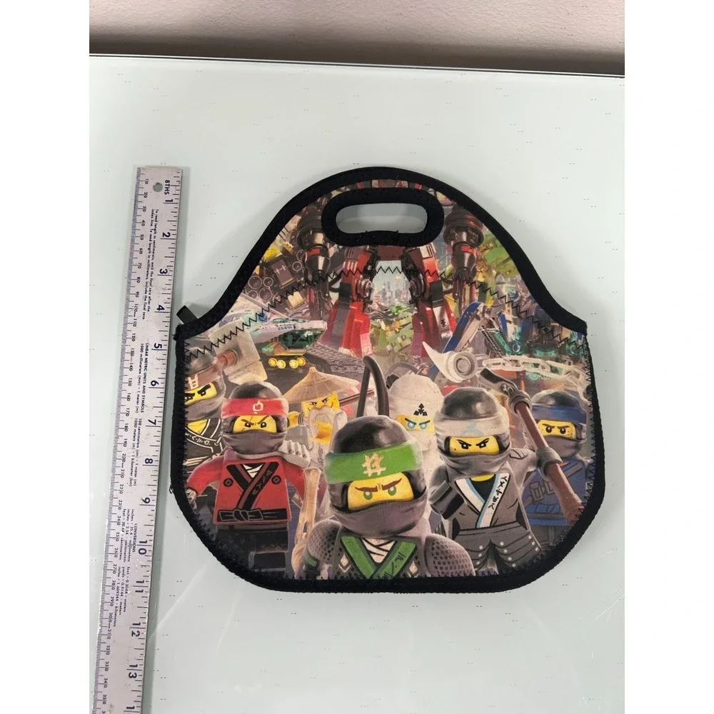 Lego item description