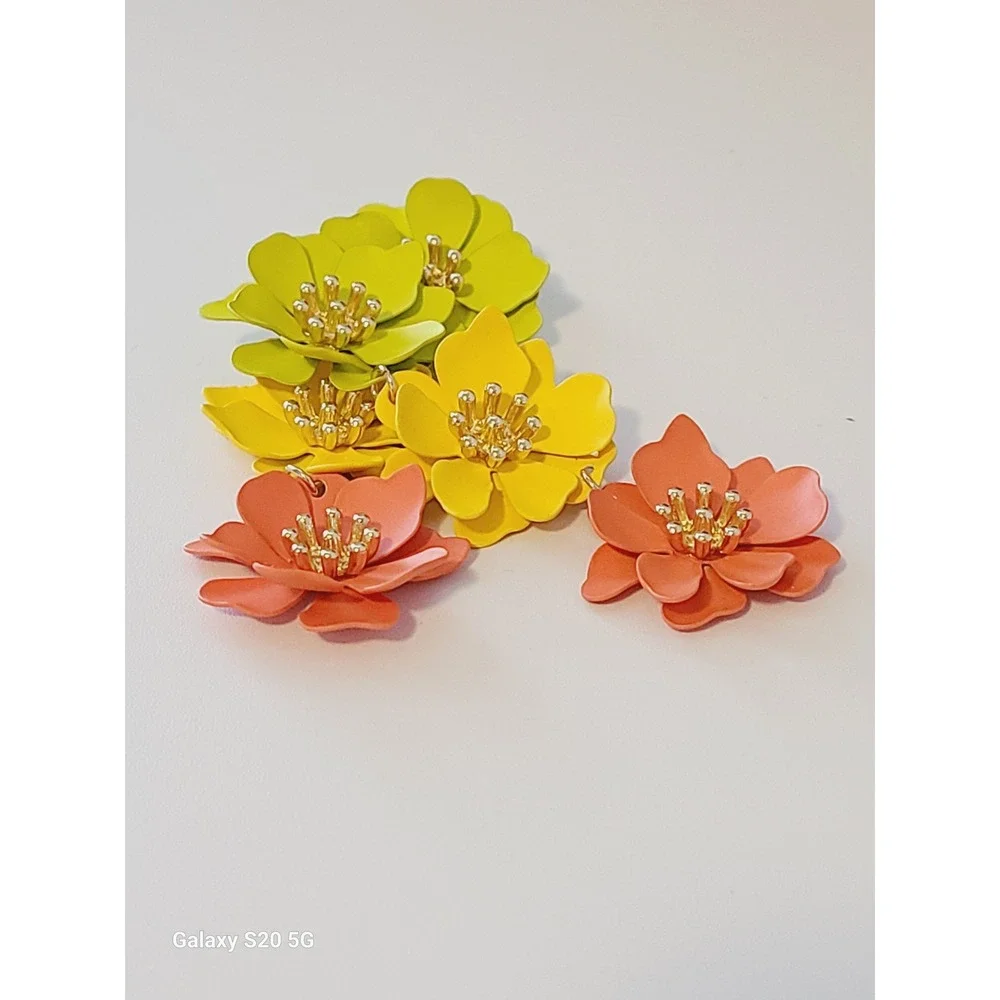 Source Unknown vibrant floral