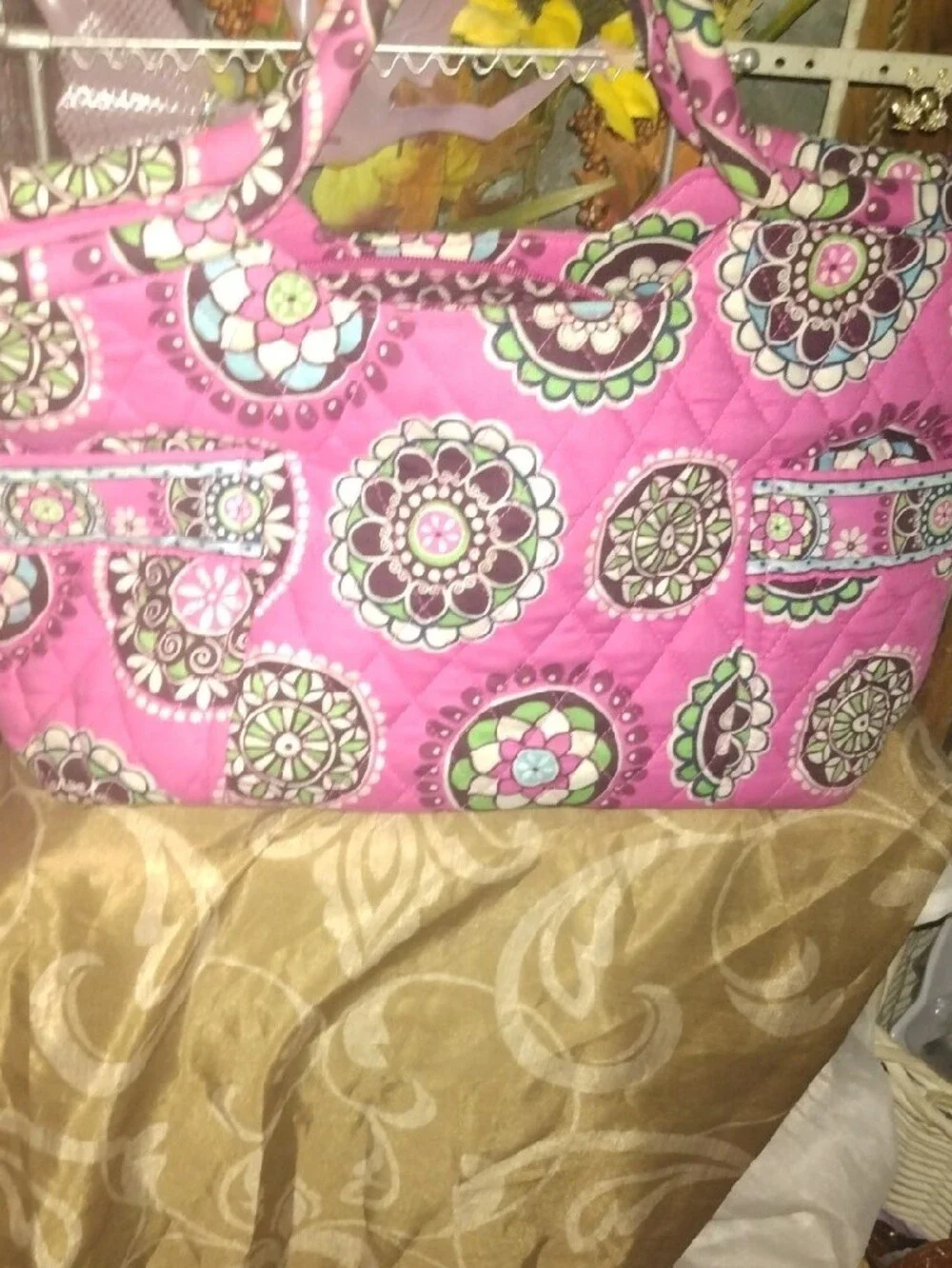 N/A bright pink